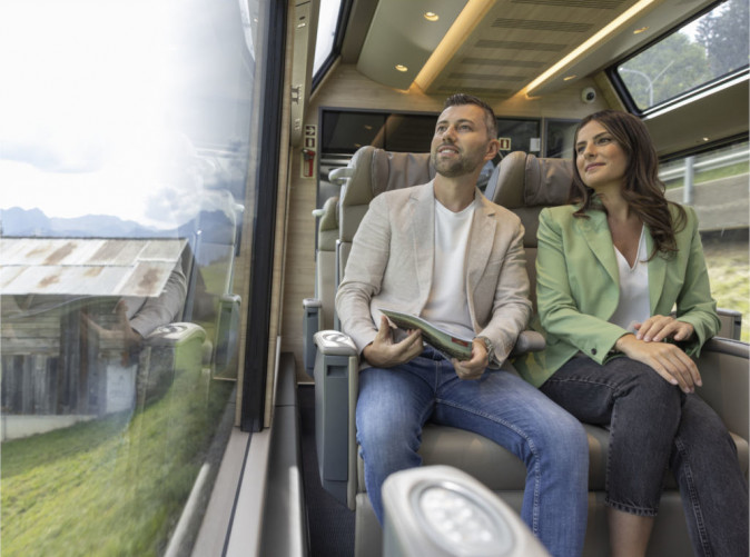 91_Golden Panorama Express_Prestige1_Schoene Aussichten Touristik